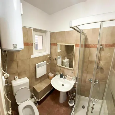 Apartment Welcoming Central Studio With Self Check In Bucharest